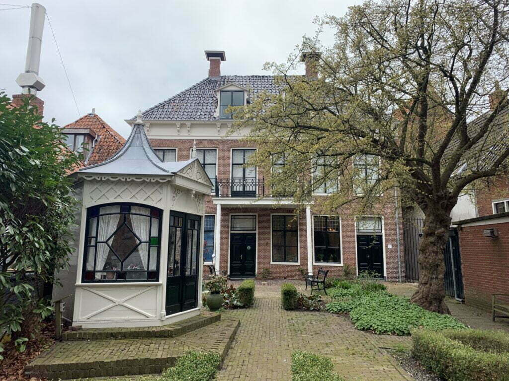 museum stad amsterdam front aanzicht